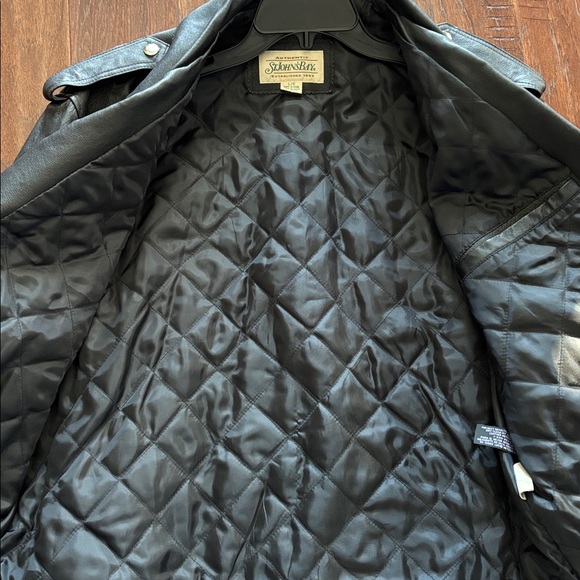 Vintage St John’s Bay Men’s Classic Black Leather Motorcycle Biker Jacket size L - Picture 7 of 9